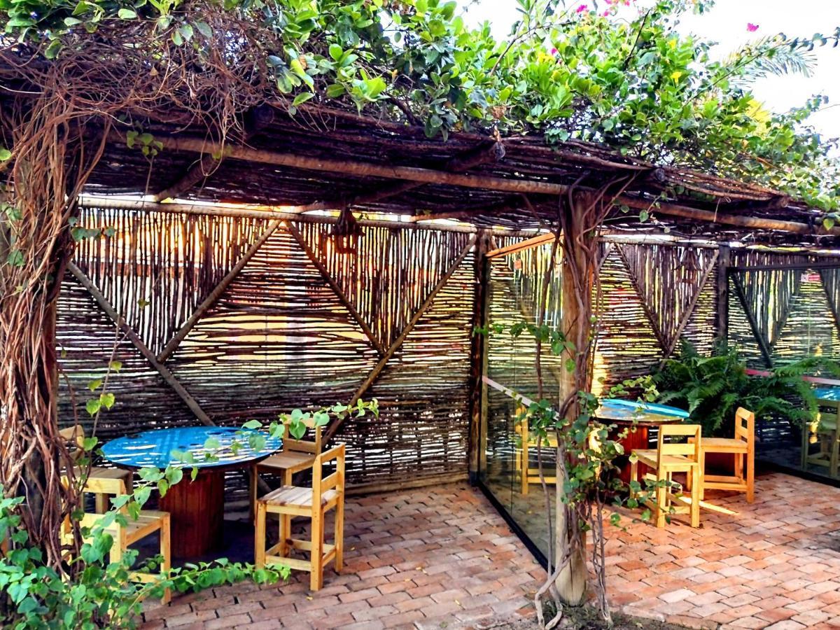 Hotel Barra Del Mundo